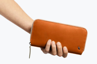 Bellroy Folio Wallet, terracotta, plads til smartphone - Bellroy